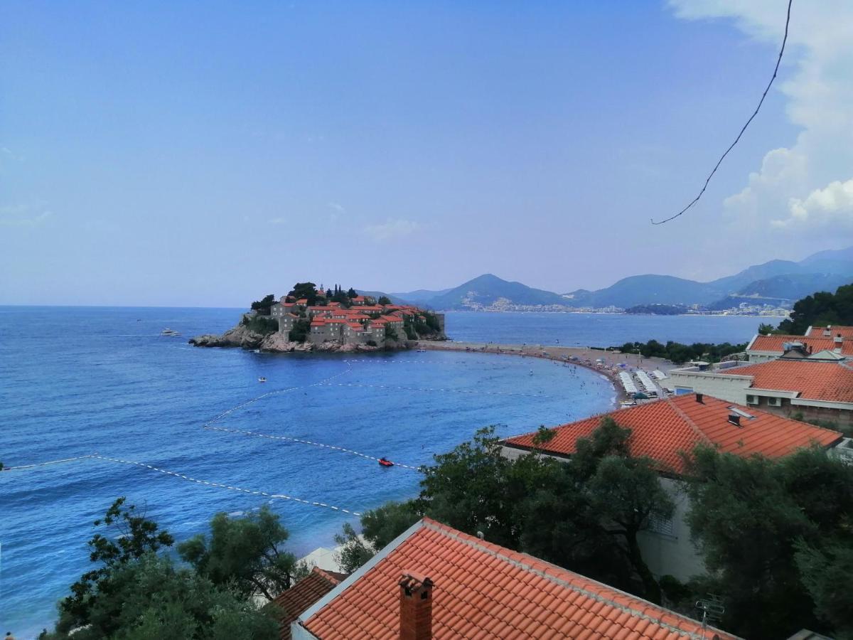 Sveti Stefan- Dora Apartment